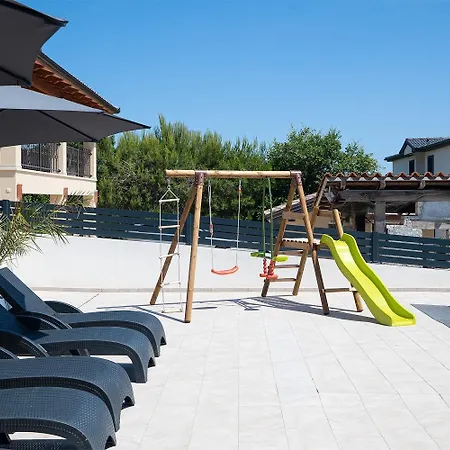 Villa Pergosa Pomer